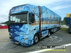 DAF-95-XF-530-Koeln-Truck-Brand-100704-3[1]